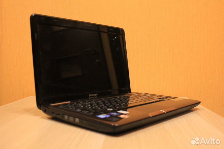 Топовый ноутбук c 4GB озу