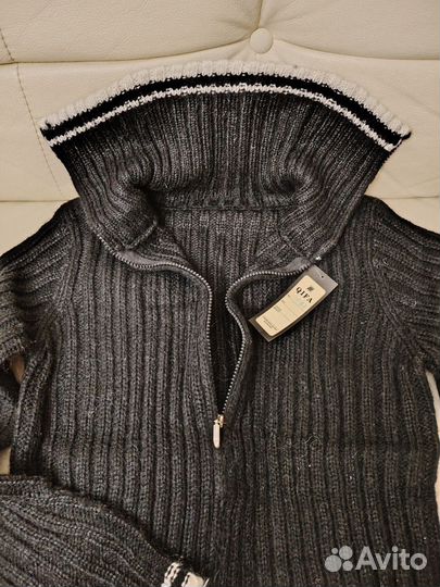 Кофта женская на молнии разм. 42-46