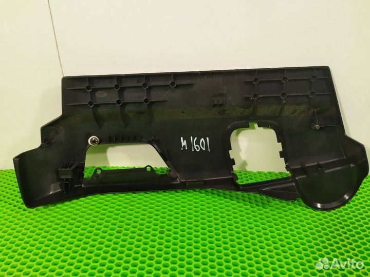 Боковая накладка сиденья передняя левая Land Rover