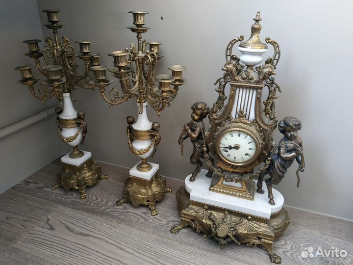 Старинные каминные часы Brevettato