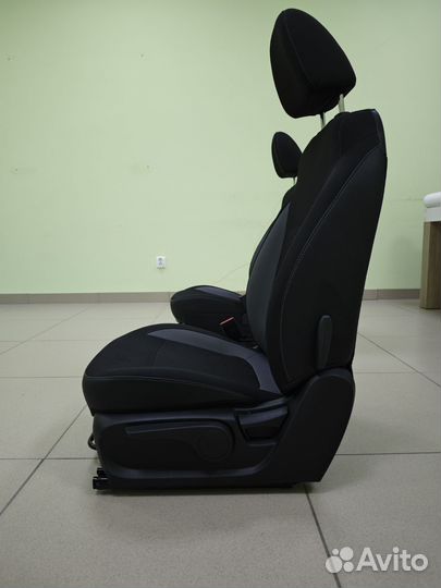 Передние сидения LADA vesta