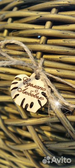 Кашпо из искусственного ротанга