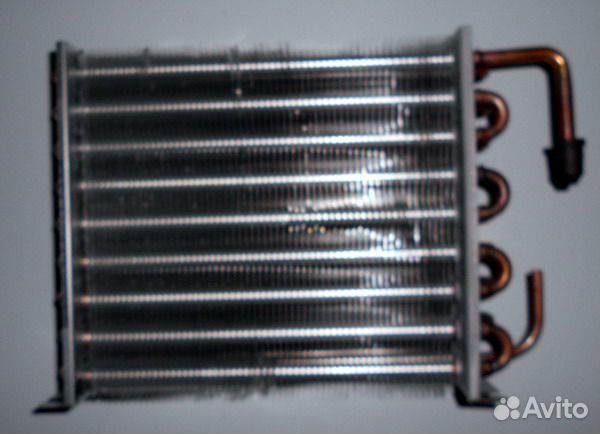 Батарея конденсатора холодильника