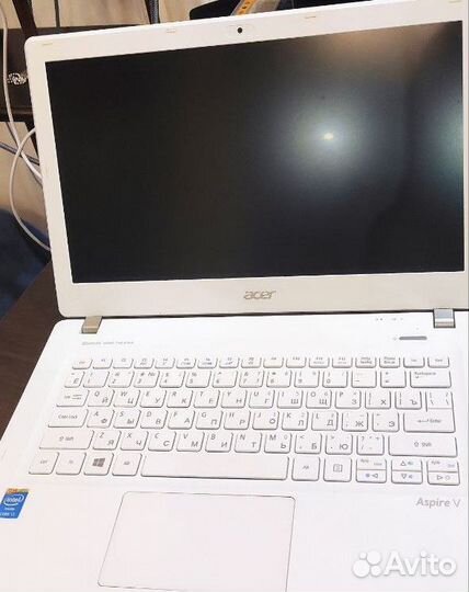 Ноутбук Acer aspire v3 371 37NW