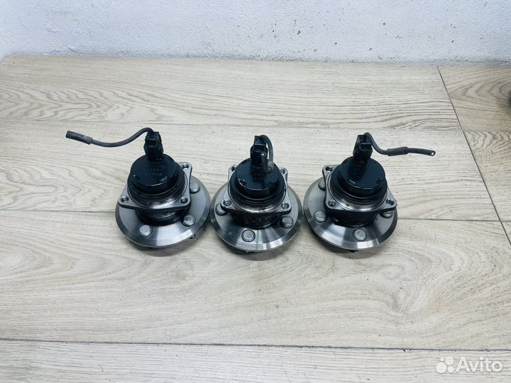 Ступица задняя Toyota Avensis 250