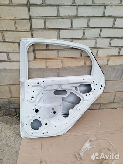 Двери правые LADA Vesta