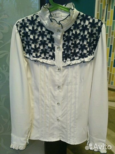 Блуза белая