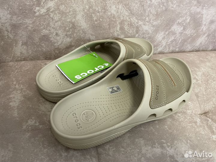 Тапочки crocs для подростка