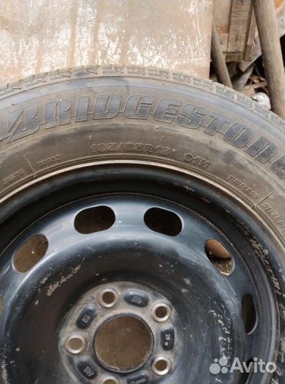 Bridgestone B250 195/65 R15 34N
