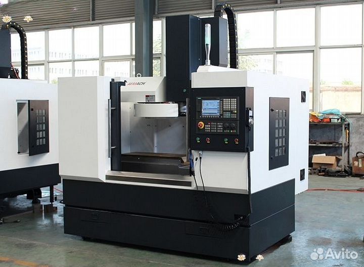 Фрезерный центр BL-Y1100 с обслуживанием