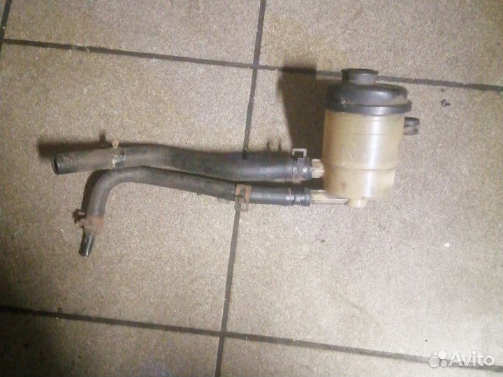 Бачок гидроусилителя руля Kia Cerato 1 2004