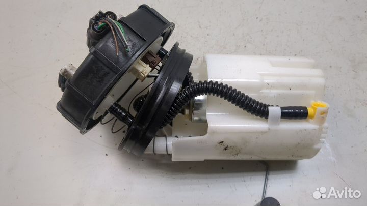 Насос топливный электрический Nissan Navara, 2006