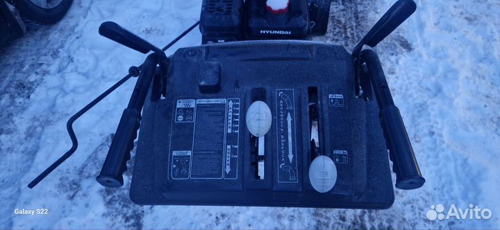 Снегоуборщик бензиновый самоходный бу