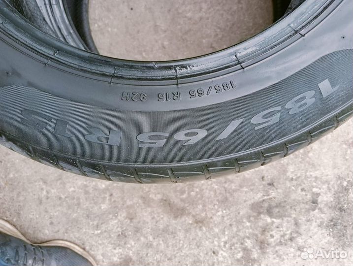 Pirelli Cinturato P1 185/65 R15 92H