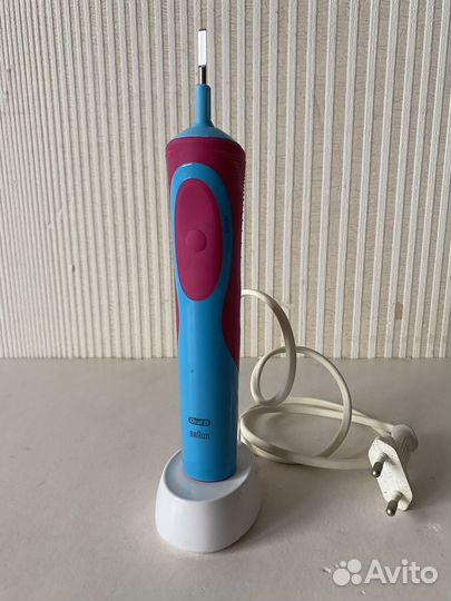 Зубная щетка oral b Braun