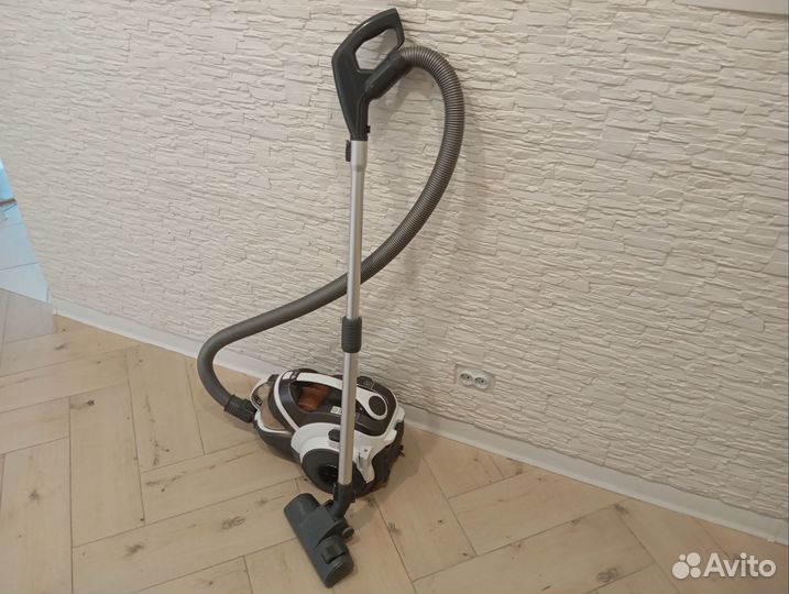 Пылесос LG kompressor