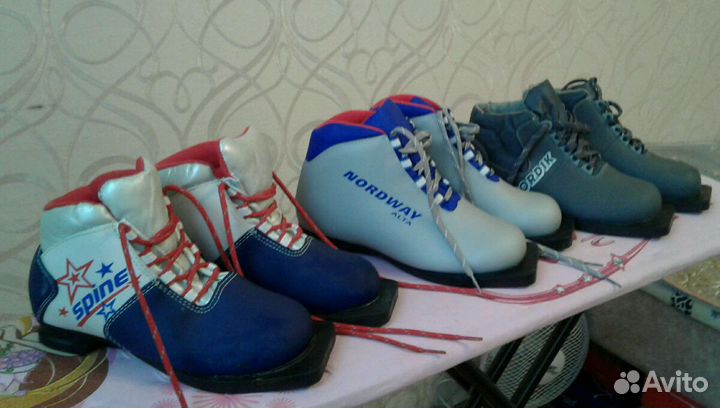 Лыжные ботинки