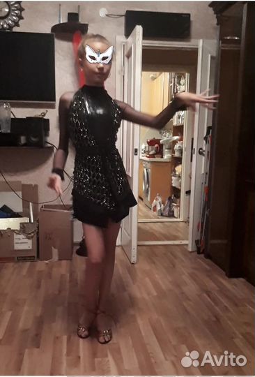 Платье для бально-спортивных танцев