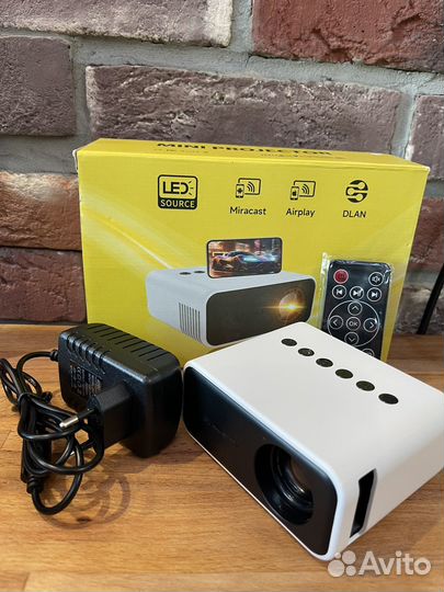 Новый Мини Проектор