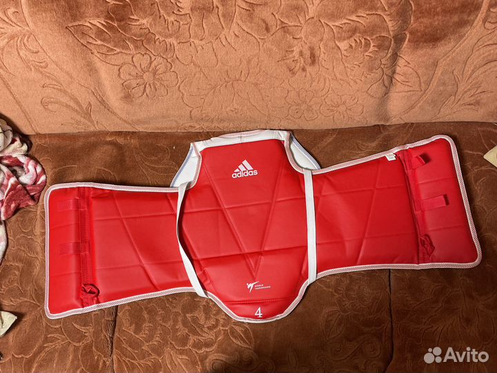 Защитный желет для тхэквондо