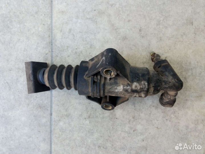 Цилиндр сцепления рабочий Volkswagen Golf 4 1J0721