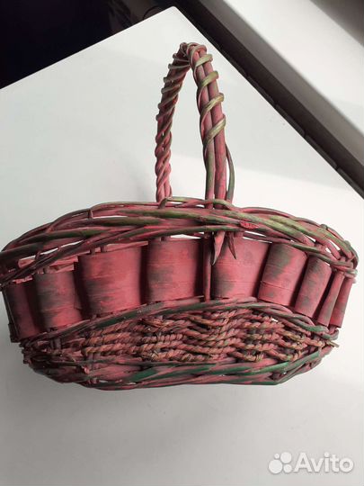 Корзина плетеная из лозы ива
