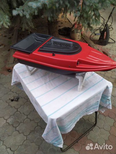 Кораблик для завоза снастей