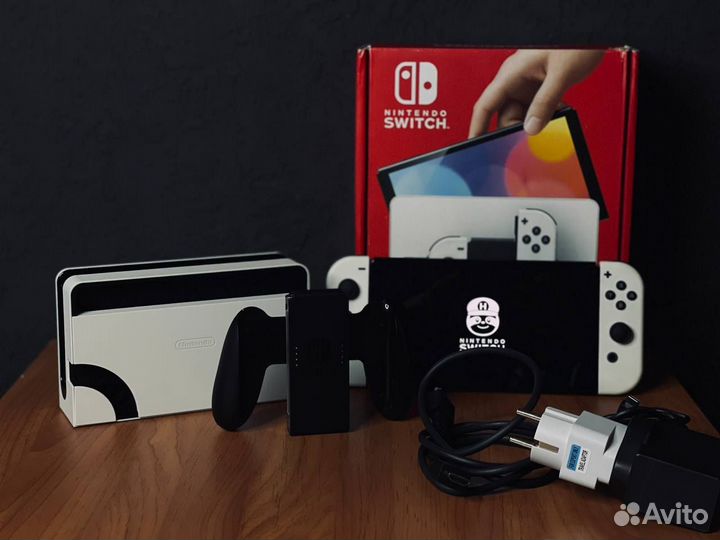 Nintendo Switch oled Прошит, SD 128GB Samsung Evo