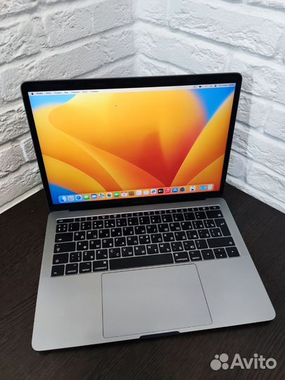 Apple MacBook Pro 13 2017 Core 5/Retina/SSD 256