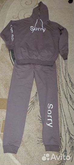 Спортивный костюм женский