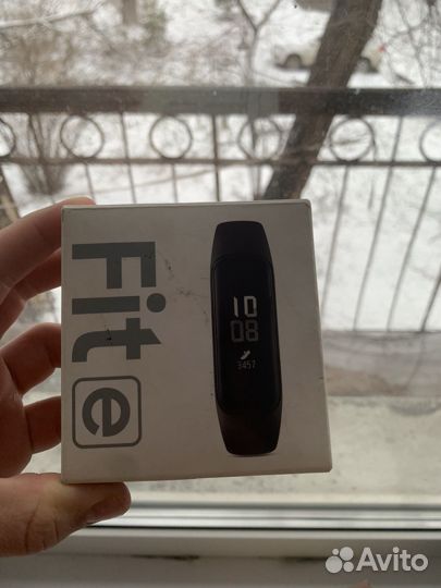 Смарт часы samsung fit e