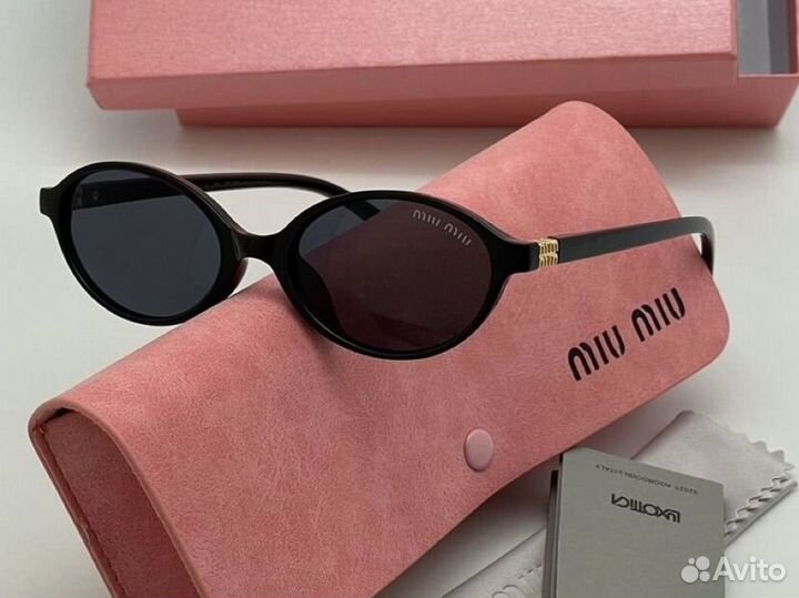 Солнечные очки miu