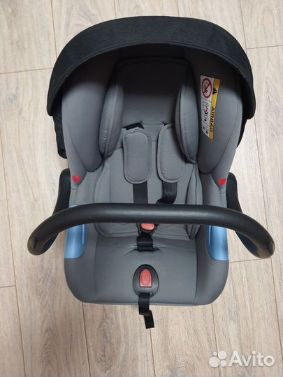 Автомобильное детское кресло от 0 до 18 кг