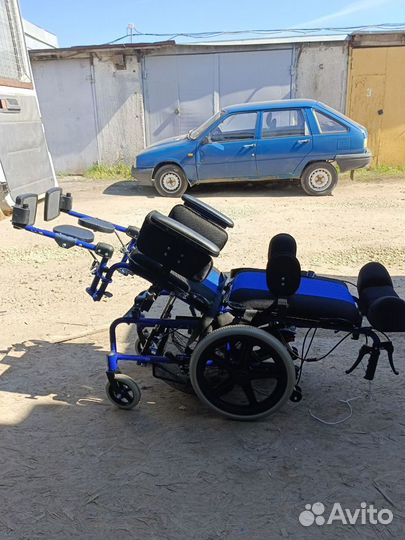 Детская инвалидная коляска для детей дцп
