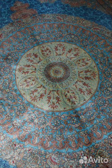 Новый шелковый персидский ковер авторский 2 на 3