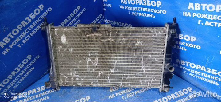 Основной радиатор Nissan X-Trail T30 внедорожник