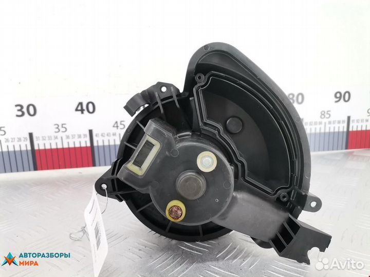 Моторчик печки Opel Corsa D рест. 2011 55702446