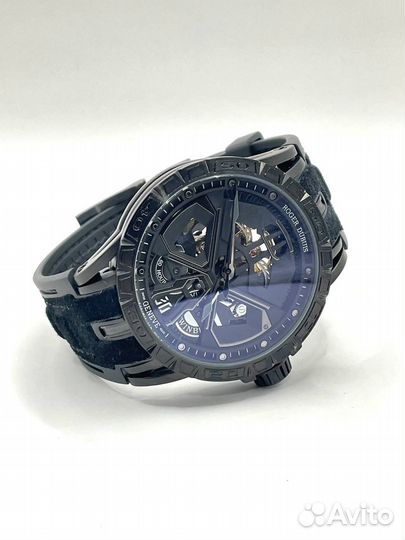 Часы Roger Dubuis Excalibur Huracan