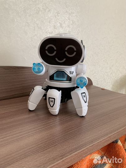 Игрушка робот