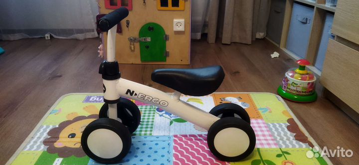 Беговел детский для малышей