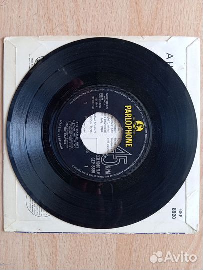 Пластинка Beatles 1964 года