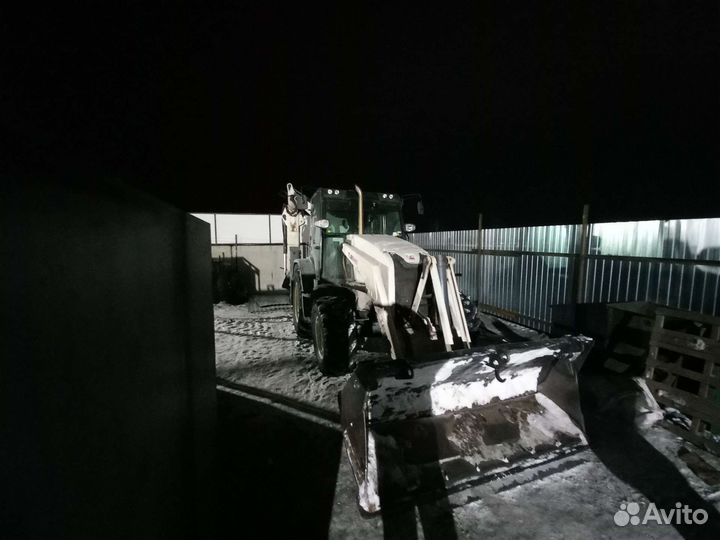 Экскаватор погрузчик terex(трактор) услуги