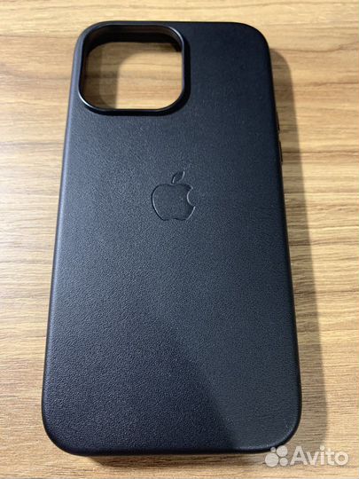 Кожаный чехол для iPhone 14 pro max