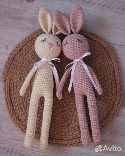 Вязанный заяц/кролик