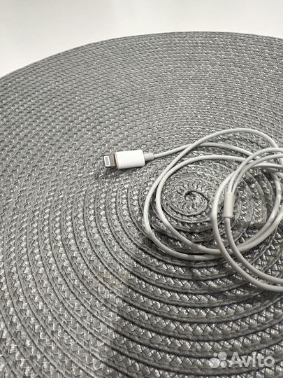 Наушники apple lightning