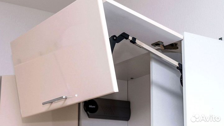 Кухонный гарнитур на заказ под ключ