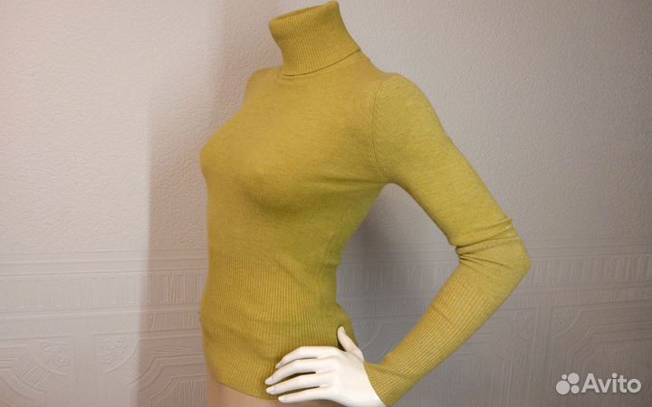 Водолазка женская новая42 44 размер