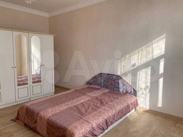 2-к. квартира, 80 м², 2/5 эт.