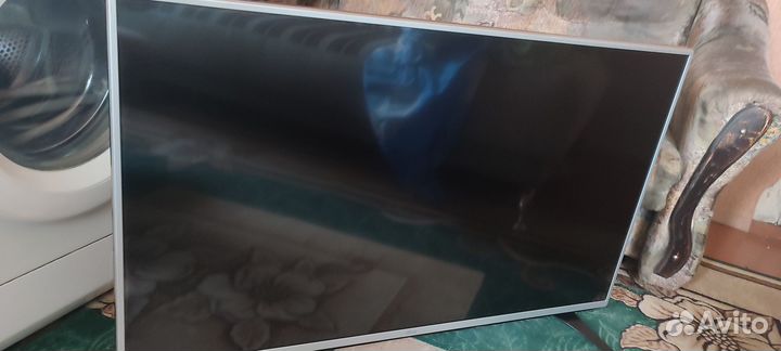 Телевизор SMART tv бу 108см LG