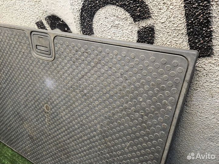 Фальшпол багажника на Honda Element EX